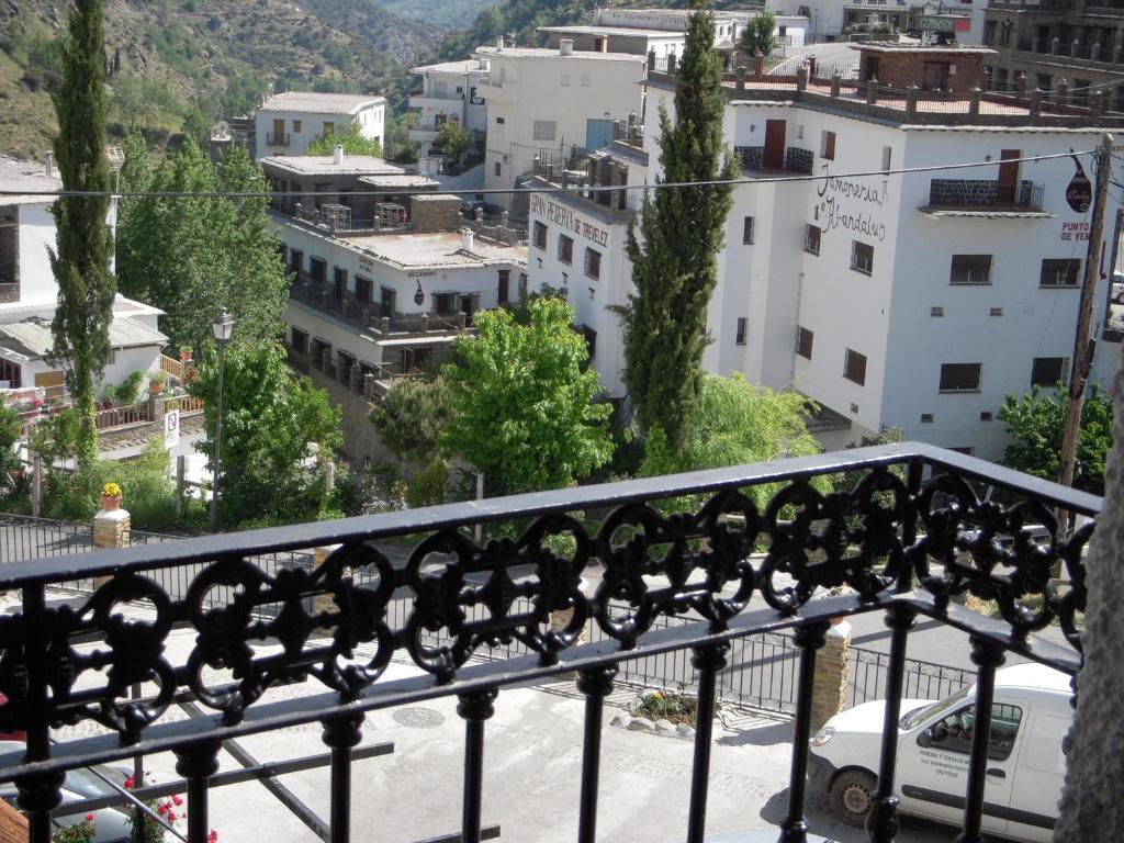 Casa Rosa Apartment Trevelez Ngoại thất bức ảnh