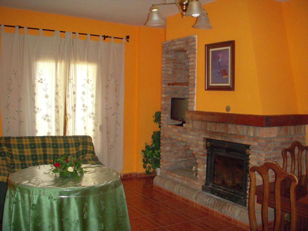 Casa Rosa Apartment Trevelez Ngoại thất bức ảnh